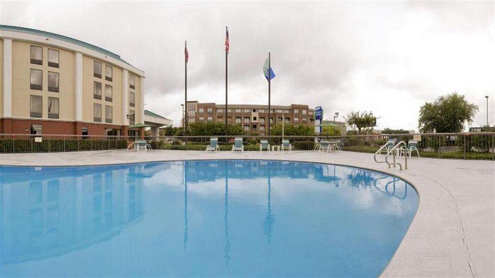 Holiday Inn Express Memphis Medical Center - Midtown By Ihg Exterior foto